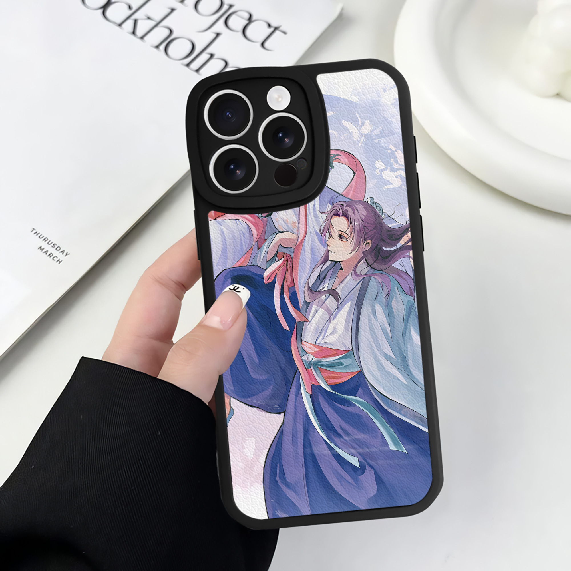 薬屋のひとりごと The Apothecary Diaries 【iPhone 16シリーズ対応】シリコンスマホケース（レザー調） 材質：シリコン